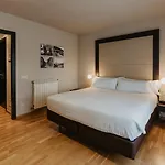 Bernat De So Hotel Llivia