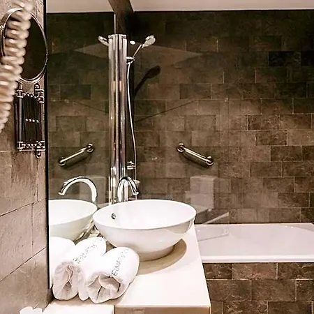 Hotel Bernat De So 3*