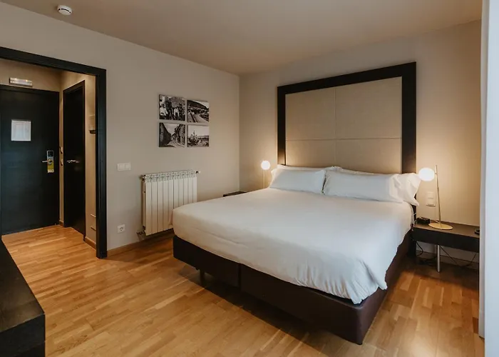 Bernat De So Hotel Llivia