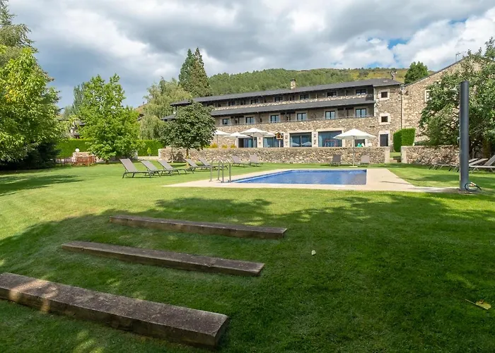 Hotel Bernat De So 3*